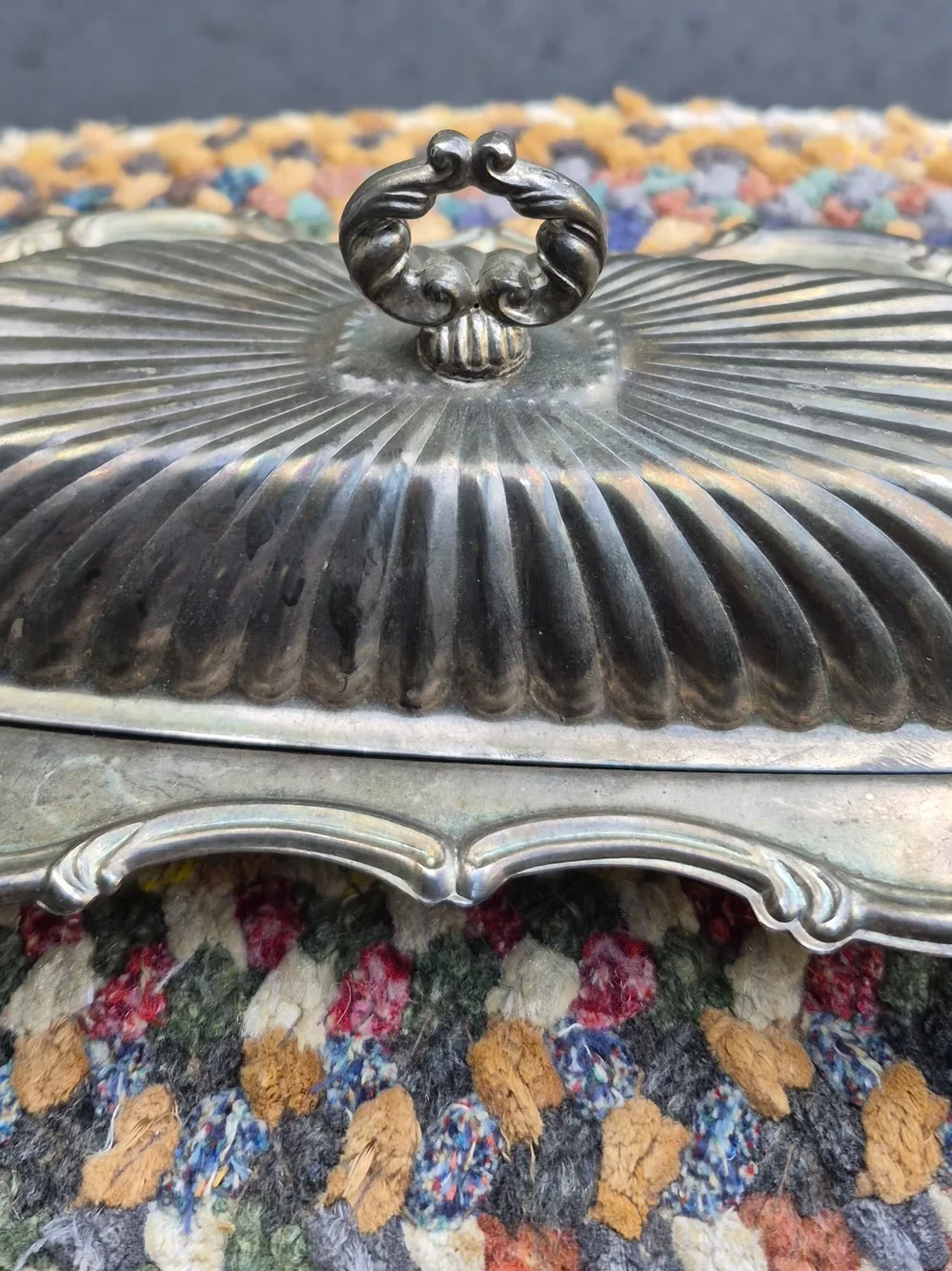 Vintage Silver-Tone Decorative Lidded Dish - Ribbed Design